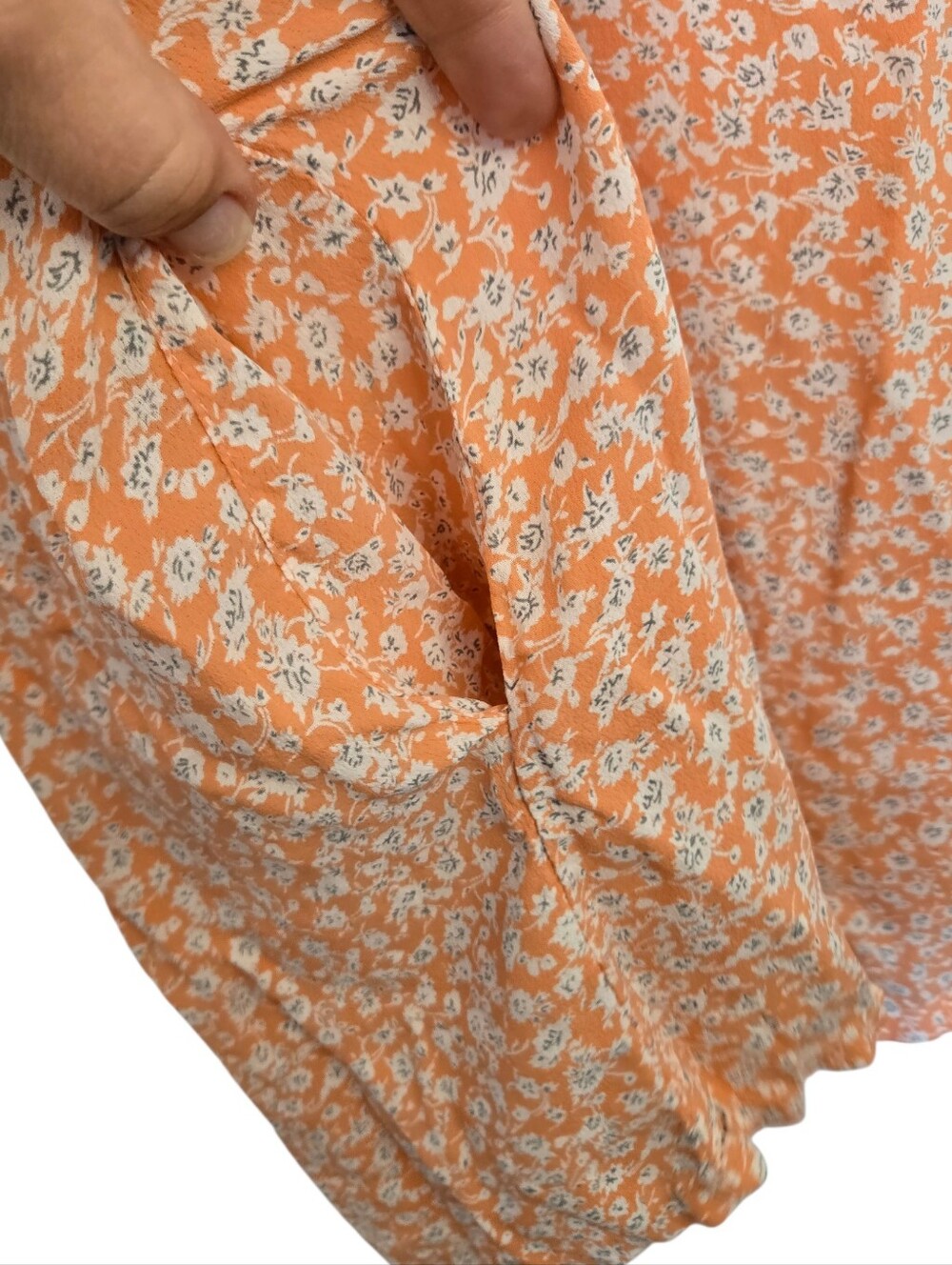 🌼✨ FLYNNSKYE Peach Floral Button Front Mini Dress  Small✨🌼 - Picture 5 of 5
